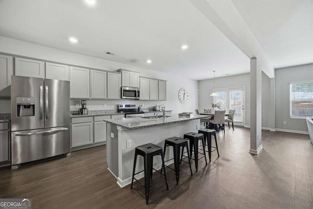 933 Nandina Lane, Loganville, GA 30052