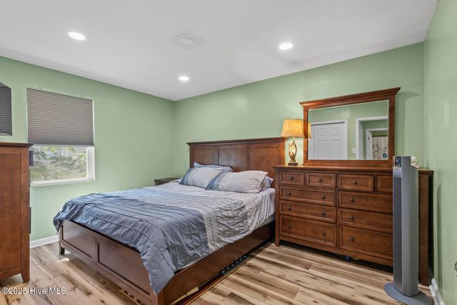 504 Oak Lane, Jacksonville, NC 28540