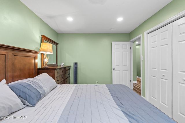 504 Oak Lane, Jacksonville, NC 28540