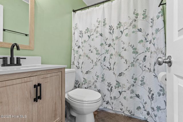 504 Oak Lane, Jacksonville, NC 28540