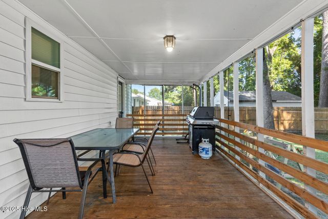 504 Oak Lane, Jacksonville, NC 28540