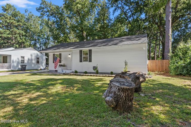 504 Oak Lane, Jacksonville, NC 28540