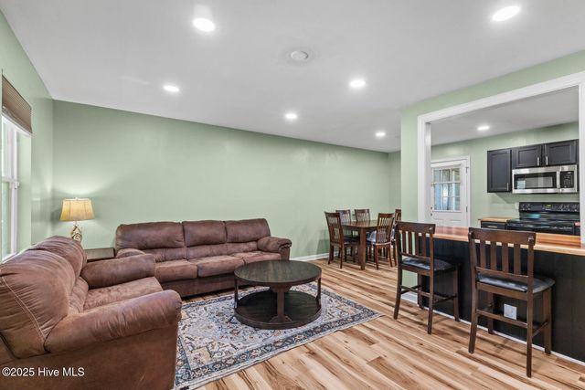 504 Oak Lane, Jacksonville, NC 28540