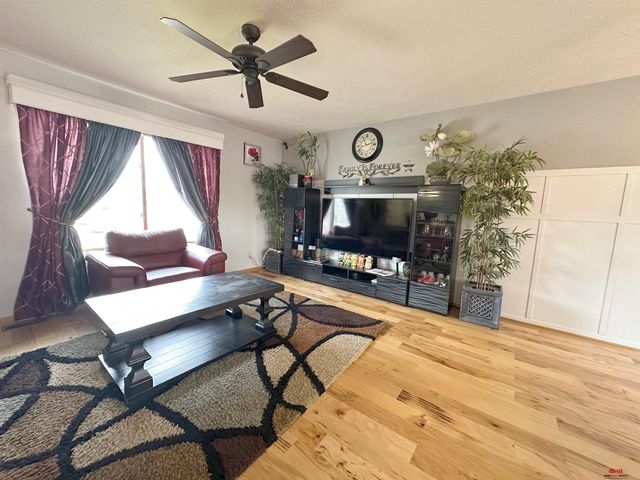 1900 W Apricot Lane, Lincoln, NE 68522