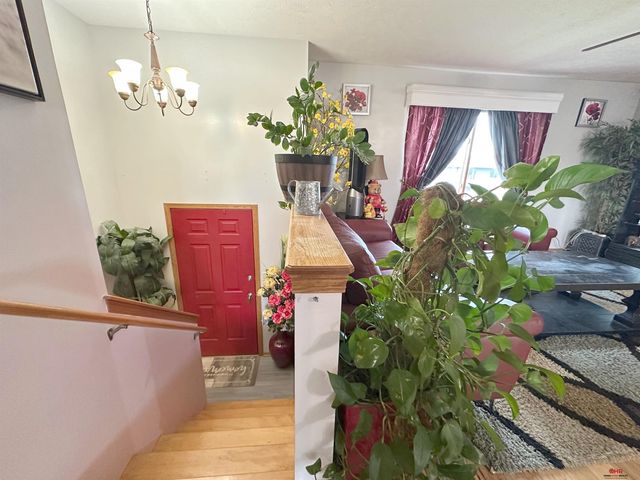 1900 W Apricot Lane, Lincoln, NE 68522