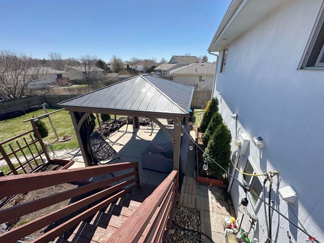 1900 W Apricot Lane, Lincoln, NE 68522