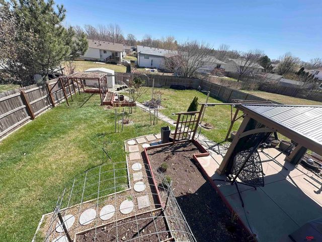 1900 W Apricot Lane, Lincoln, NE 68522