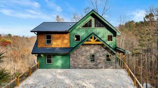 1857 Beach Front Drive, Sevierville, TN 37876