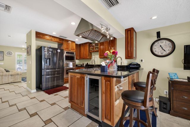 3040 Summit Street, Fort Pierce, FL 34982