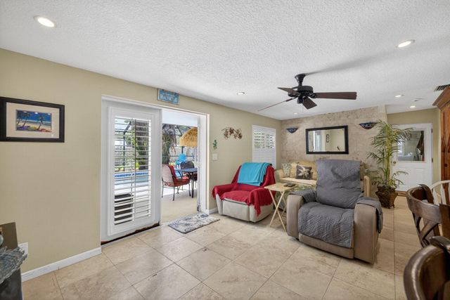 3040 Summit Street, Fort Pierce, FL 34982