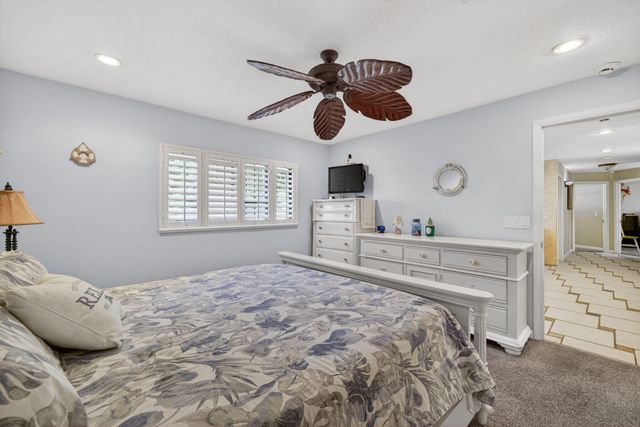 3040 Summit Street, Fort Pierce, FL 34982