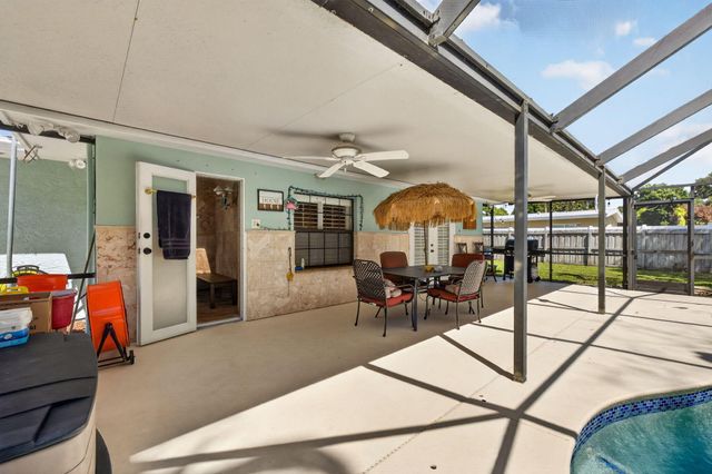 3040 Summit Street, Fort Pierce, FL 34982