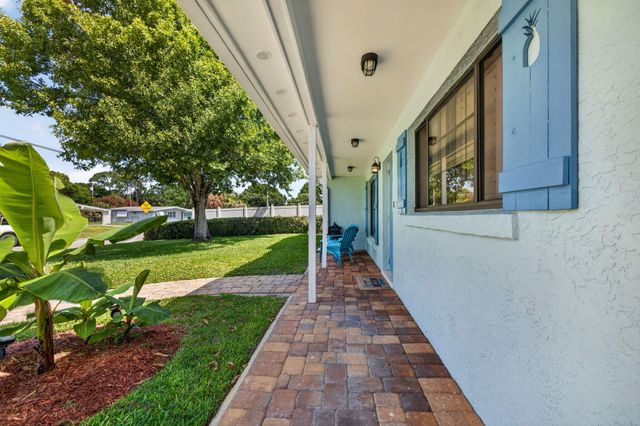 3040 Summit Street, Fort Pierce, FL 34982