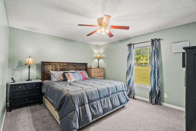 3922 Armstrong Rd, Springfield, TN 37172