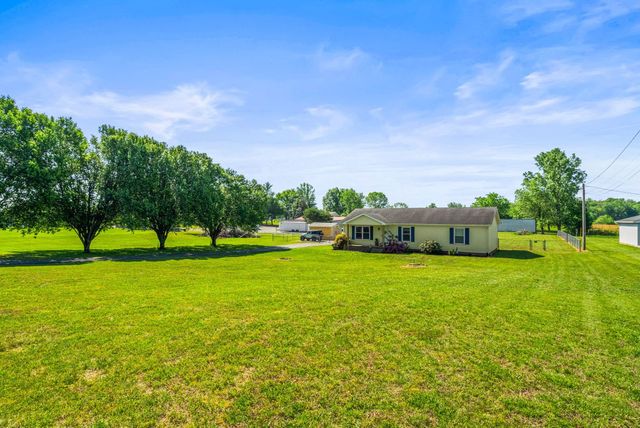 3922 Armstrong Rd, Springfield, TN 37172