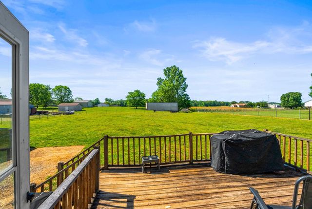3922 Armstrong Rd, Springfield, TN 37172