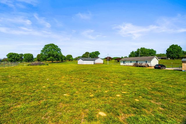 3922 Armstrong Rd, Springfield, TN 37172