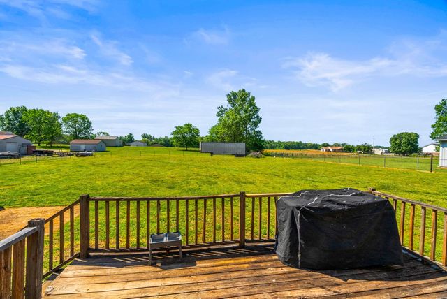 3922 Armstrong Rd, Springfield, TN 37172