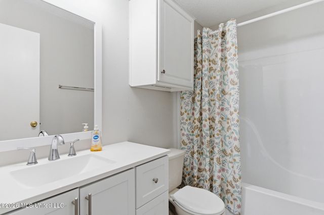 2387 Trafalgar Drive, Biloxi, MS 39531