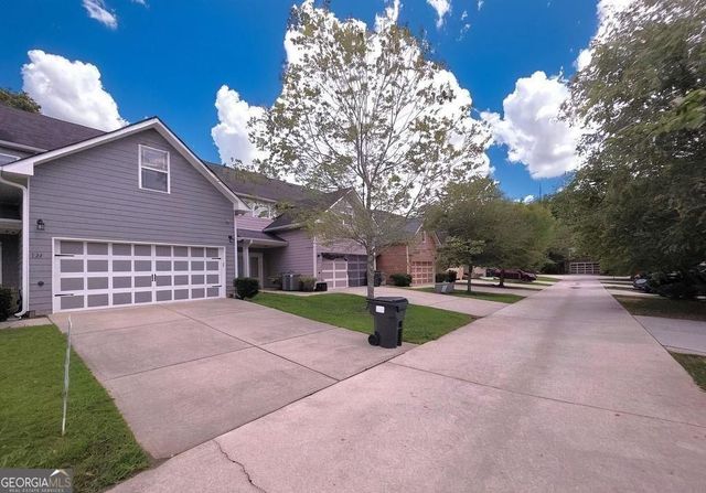 126 Wellbrook Court NE, Conyers, GA 30012