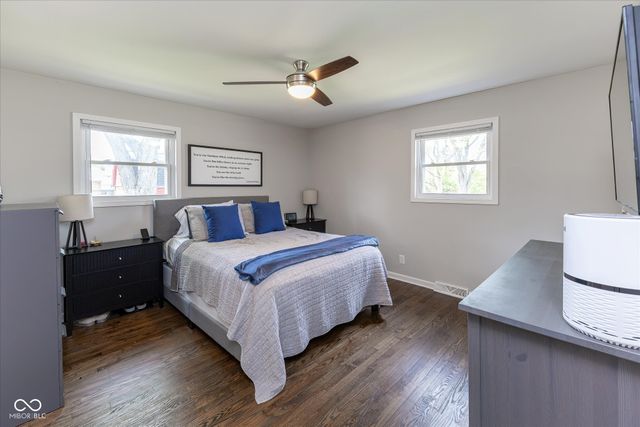 6528 Grandview Drive, Indianapolis, IN 46260