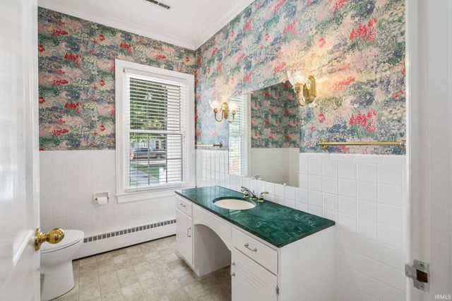 403 S main Street, Milford, IN 46542