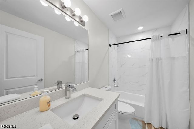 903A Albany AVE, Lehigh Acres, FL 33971