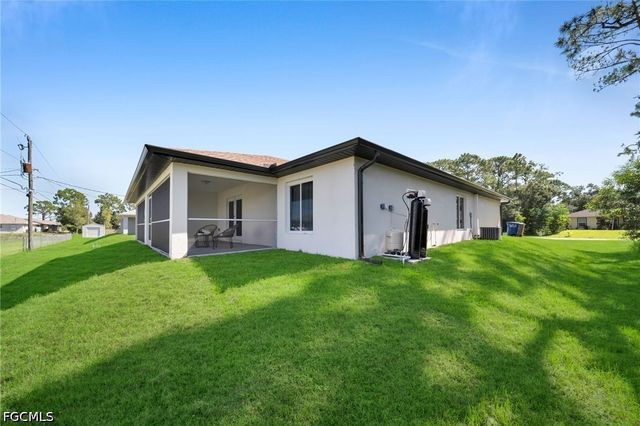 903A Albany AVE, Lehigh Acres, FL 33971