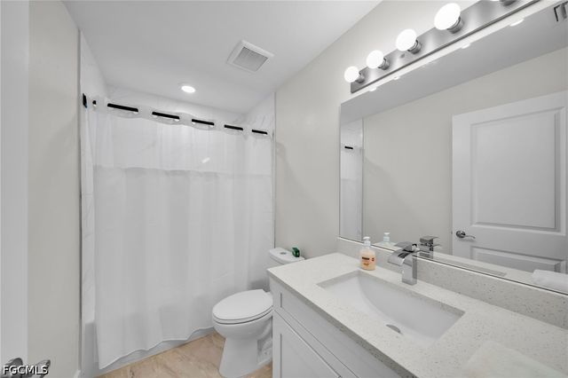 903A Albany AVE, Lehigh Acres, FL 33971