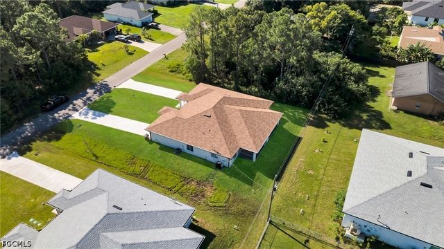 903A Albany AVE, Lehigh Acres, FL 33971