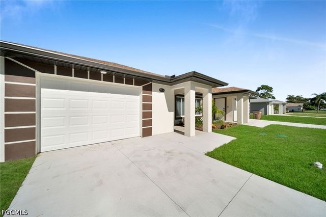 903A Albany AVE, Lehigh Acres, FL 33971