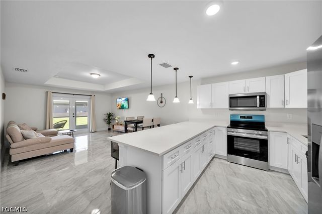 903A Albany AVE, Lehigh Acres, FL 33971