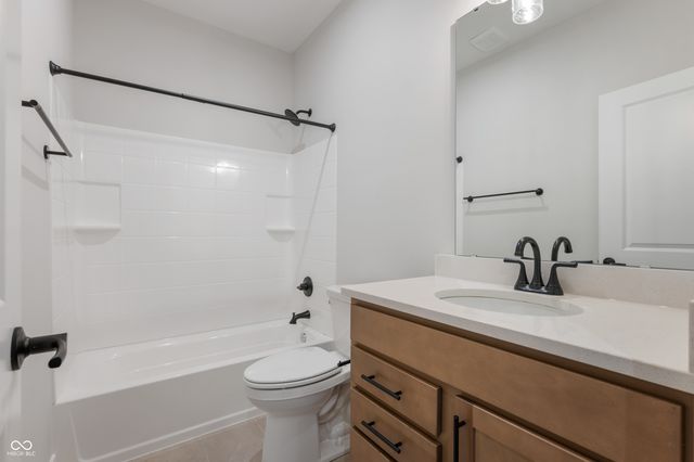 14279 Hidden Lakes Drive, Noblesville, IN 46060