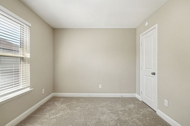 1229 Old Barn Lane, Mesquite, TX 75149