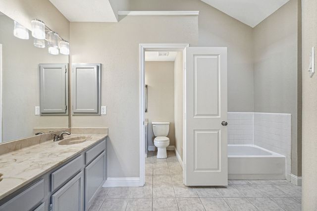 1229 Old Barn Lane, Mesquite, TX 75149