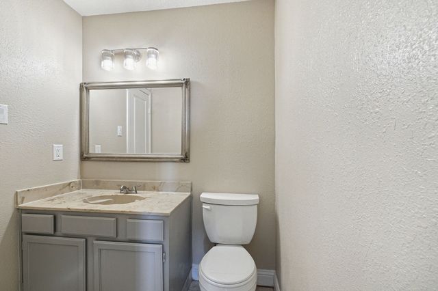 1229 Old Barn Lane, Mesquite, TX 75149