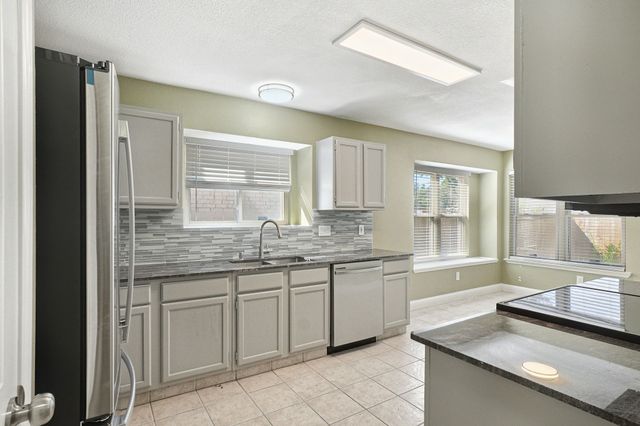 1229 Old Barn Lane, Mesquite, TX 75149