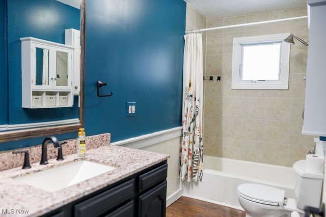 2054 Maplewood Road, Stow, OH 44224