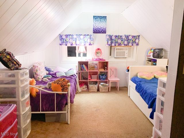 2054 Maplewood Road, Stow, OH 44224