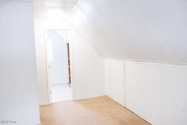 2054 Maplewood Road, Stow, OH 44224