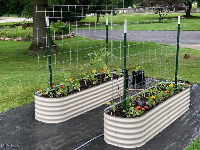 2054 Maplewood Road, Stow, OH 44224