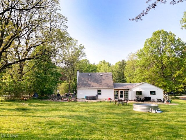 2054 Maplewood Road, Stow, OH 44224