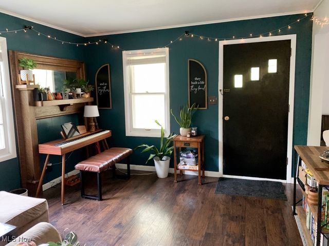 2054 Maplewood Road, Stow, OH 44224