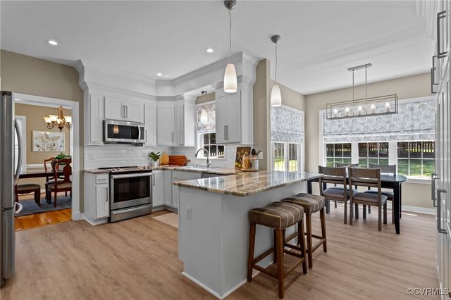 6530 St Cecelia Dr, Midlothian, VA 23112