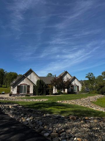 20700 Bernard Way, Redding, CA 96003