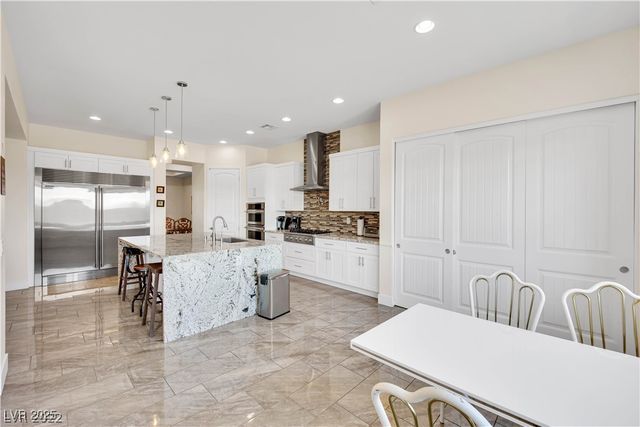 7458 McLeod Drive, Las Vegas, NV 89120