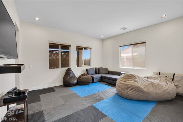 7458 McLeod Drive, Las Vegas, NV 89120