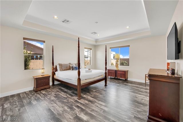 7458 McLeod Drive, Las Vegas, NV 89120