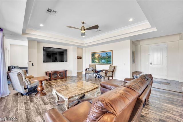 7458 McLeod Drive, Las Vegas, NV 89120