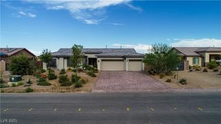 7458 McLeod Drive, Las Vegas, NV 89120
